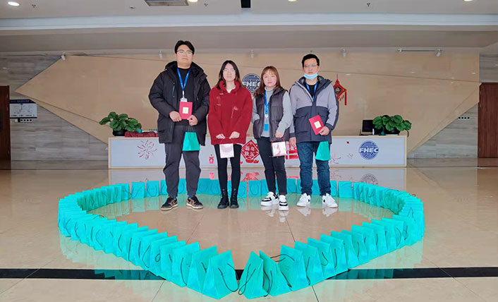 雙職工情人節(jié)贈送對戒